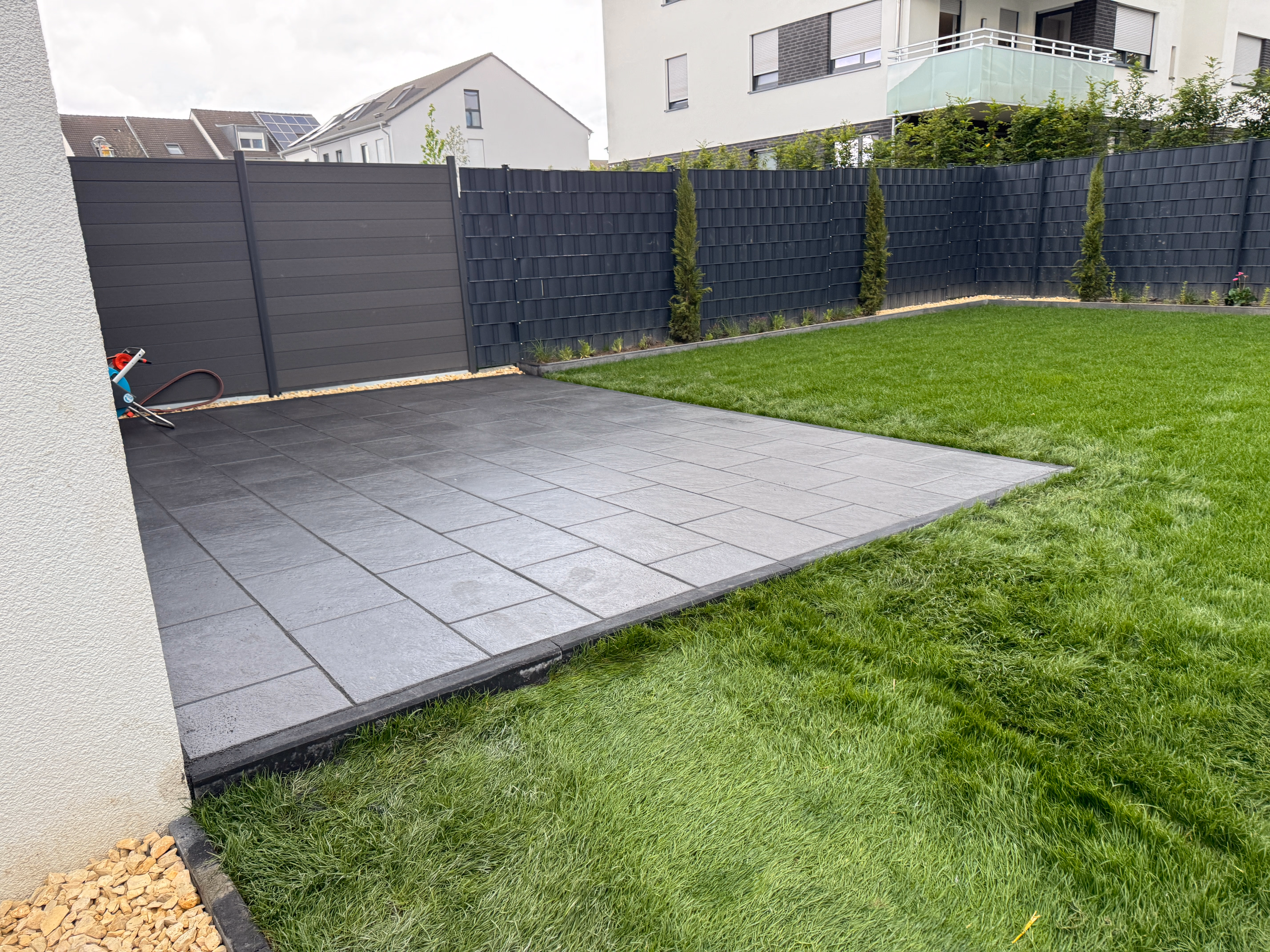 terrasse keramikplatten modern dunkel bochum 2